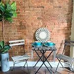 Private Comfy Room In Trendy Bed-Stuy